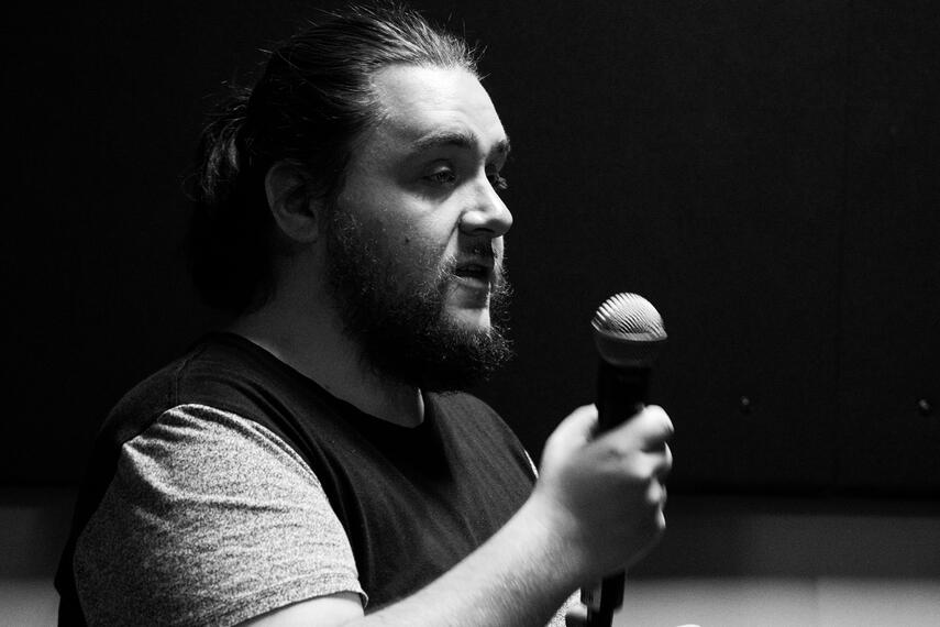 Who's Speaking Please: Prepping dynamic mics